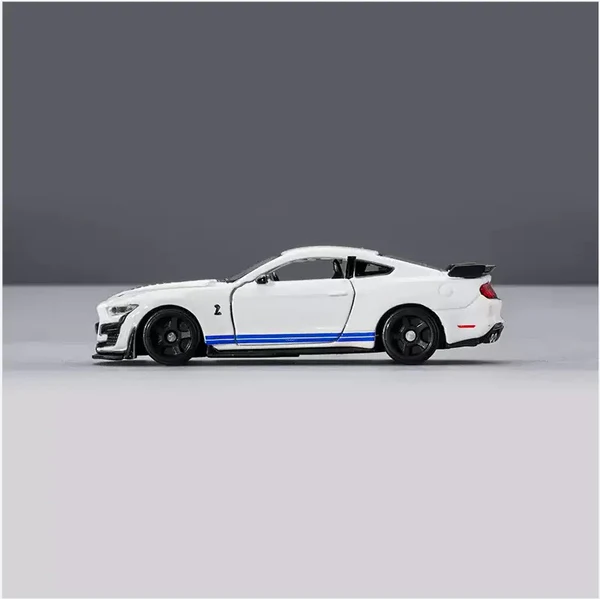Bburago 2020 Mustang Shelby GT500 - White (Scale 1:64)